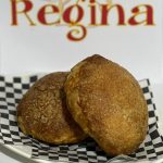 Pastel de arequipe y queso
